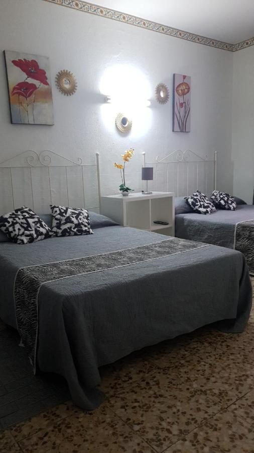 Hostal Diaz Мадрид Экстерьер фото